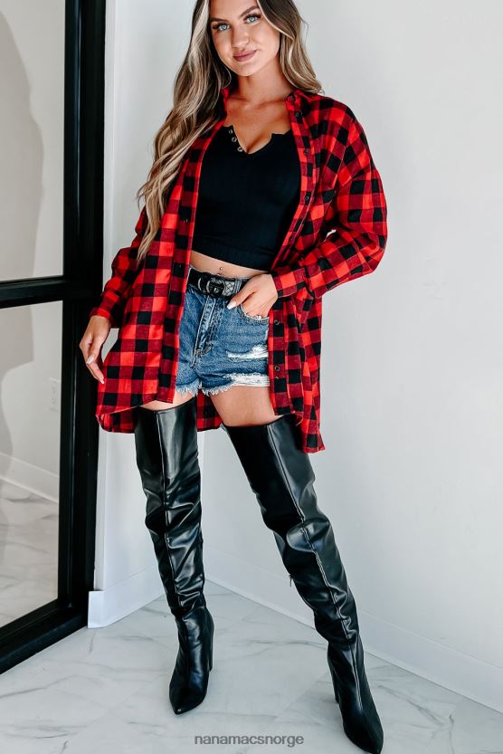 rød NanaMacs venter like ved rutete langermet topp 402NJ01764