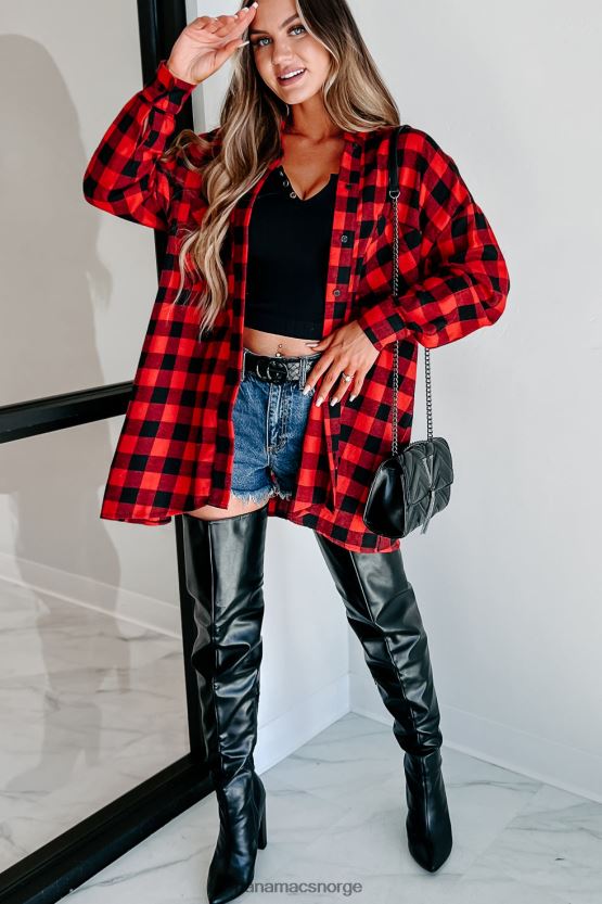 rød NanaMacs venter like ved rutete langermet topp 402NJ01764