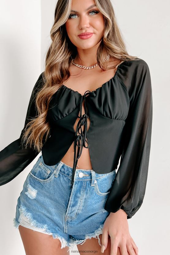 svart NanaMacs det er en look-topp med lange ermer foran 402NJ0830